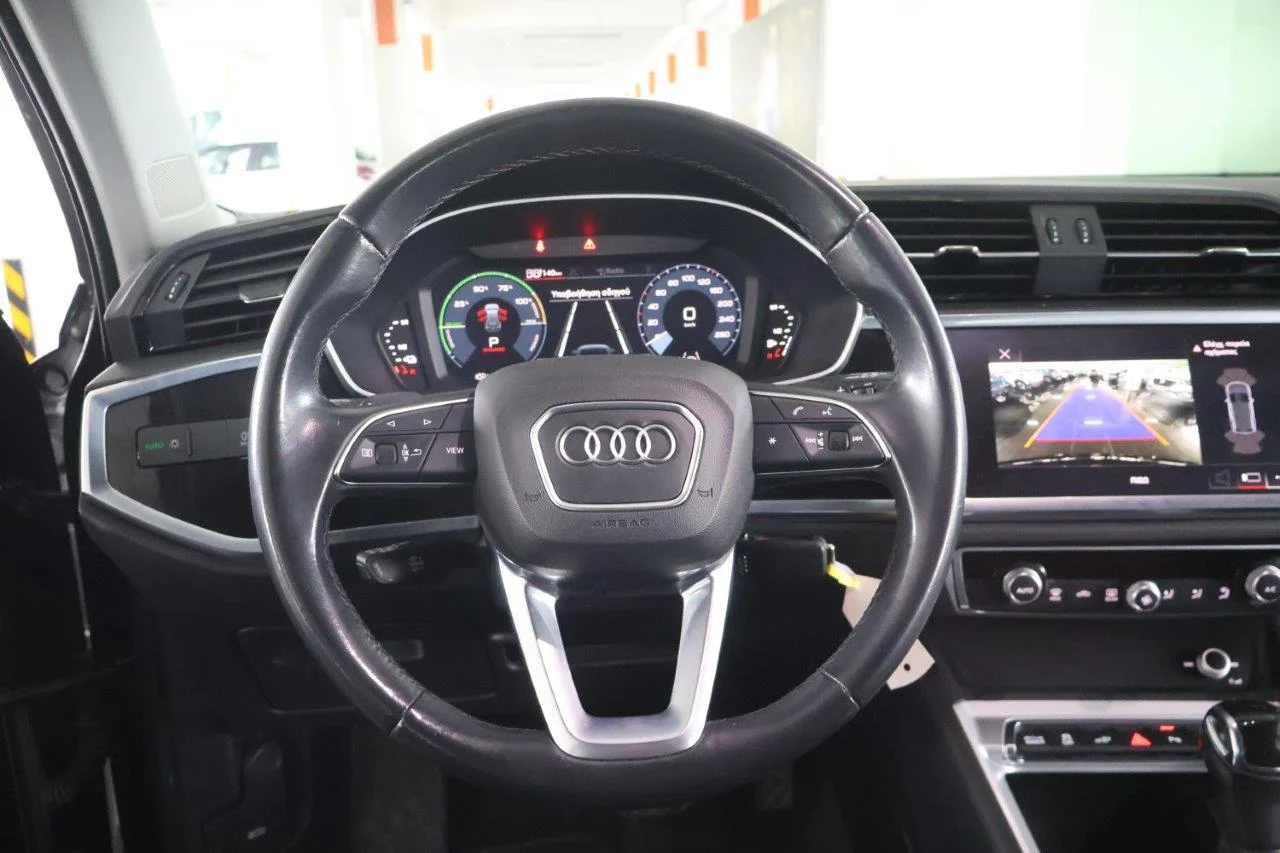 Audi Q3 - View model 21