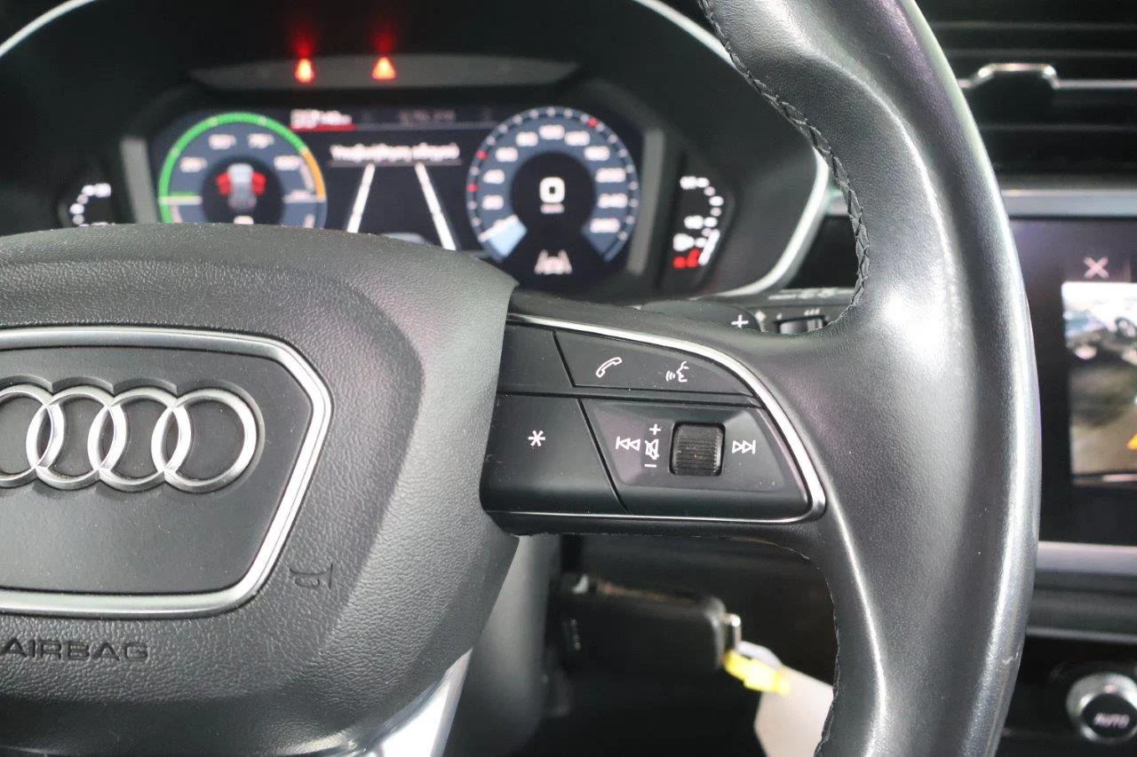 Audi Q3 - View model 23