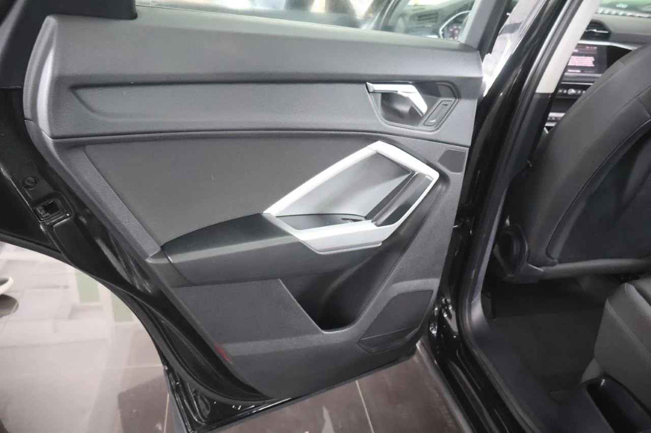 Audi Q3 - View model 36