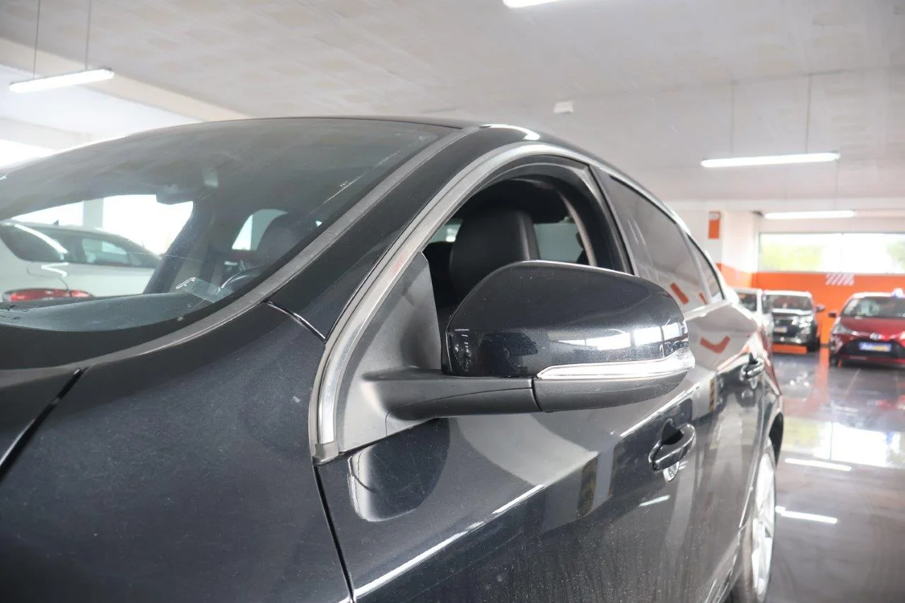 Volvo S60 - View model 13