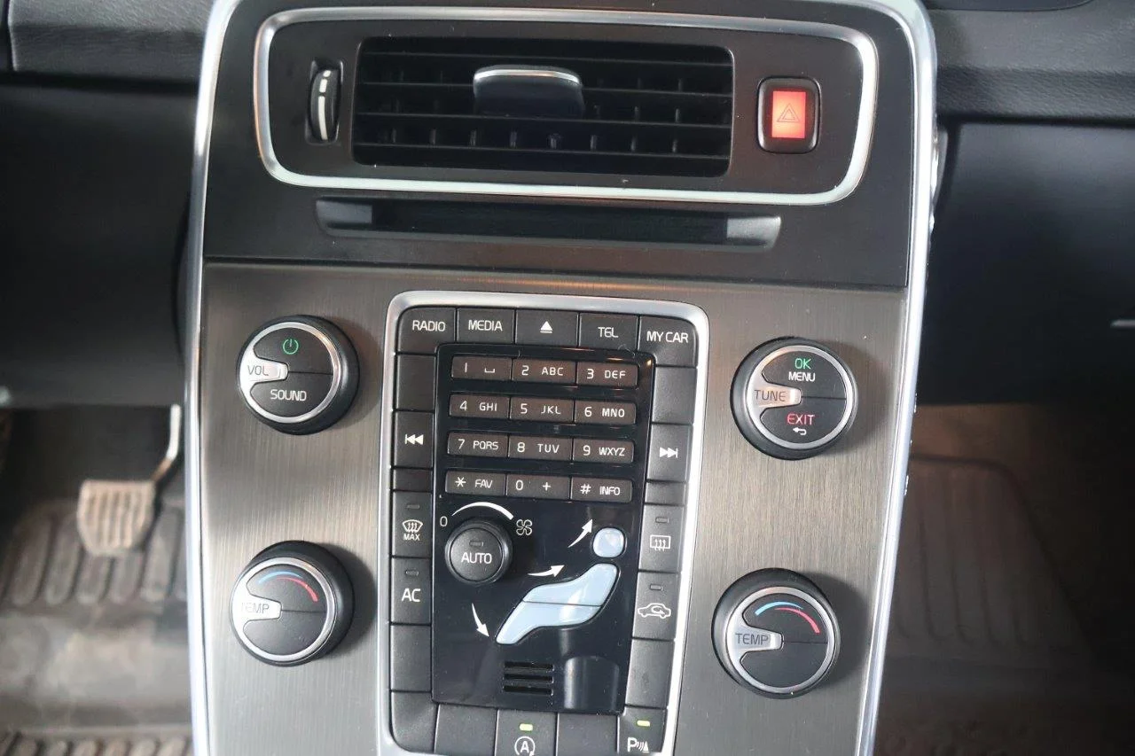 Volvo S60 - View model 24