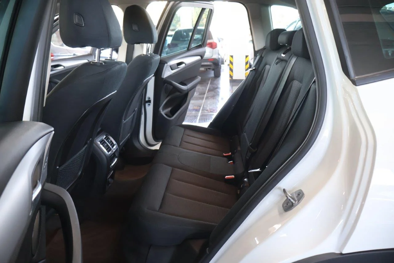 Bmw X3 - View model 40