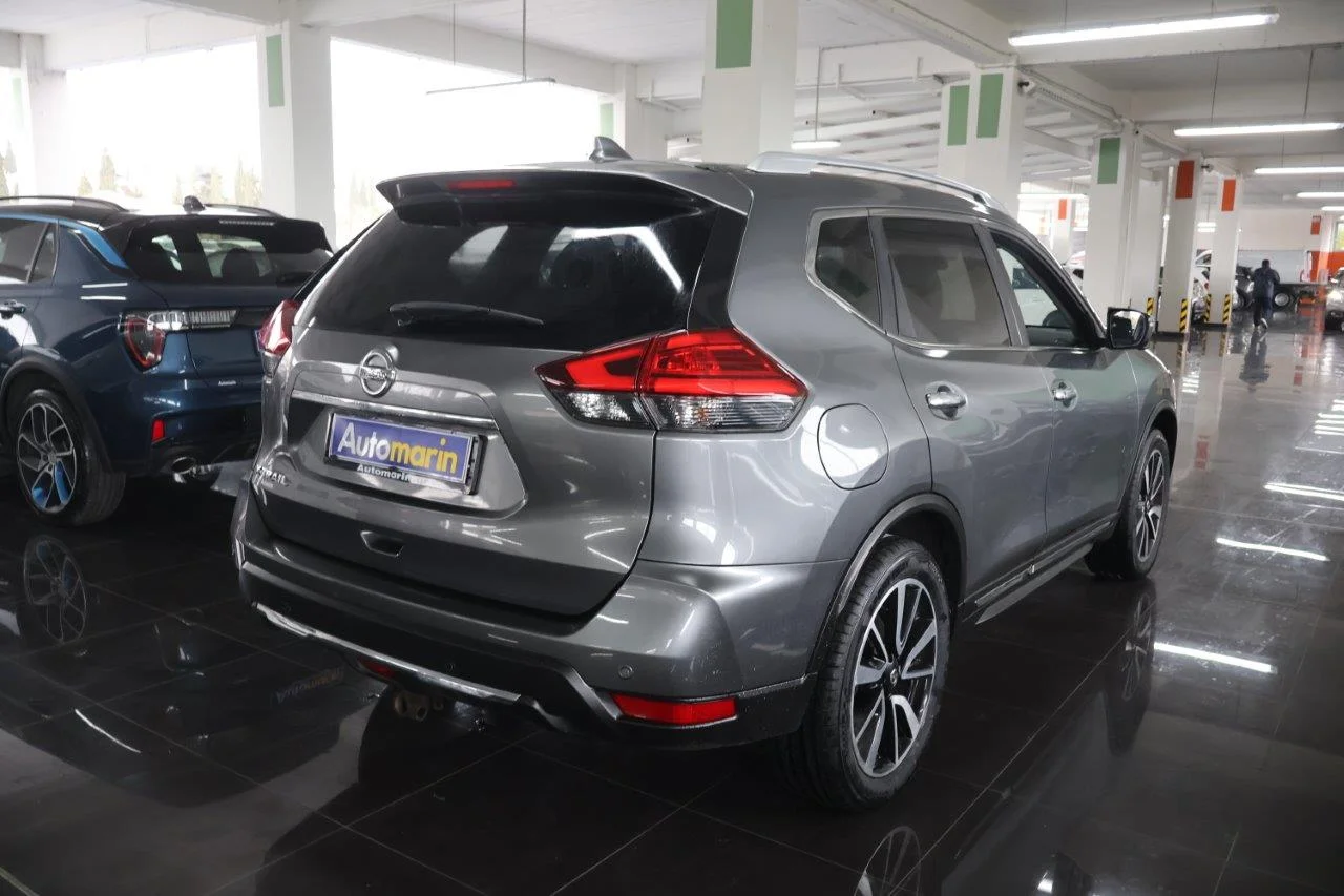 View 5 - Nissan X-Trail - 2020