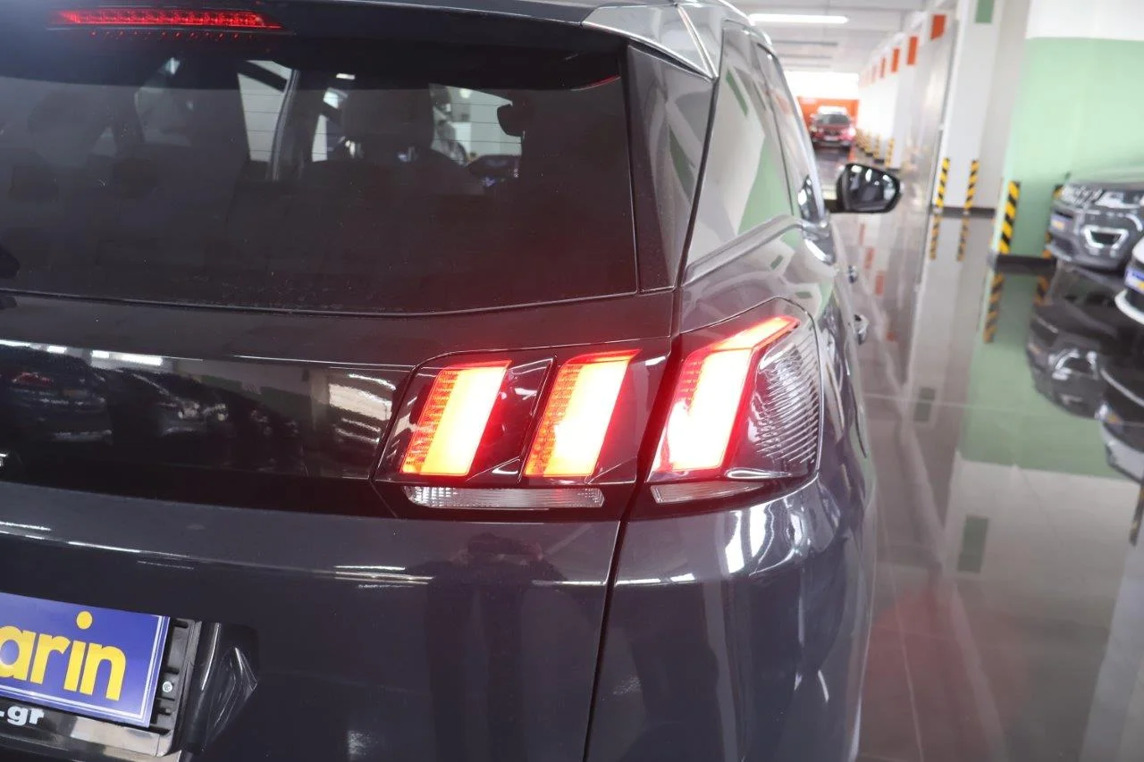 Peugeot 3008 - View model 10
