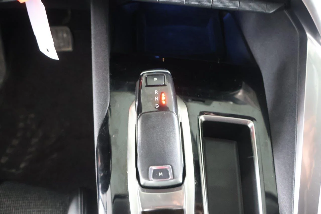 Peugeot 3008 - View model 23