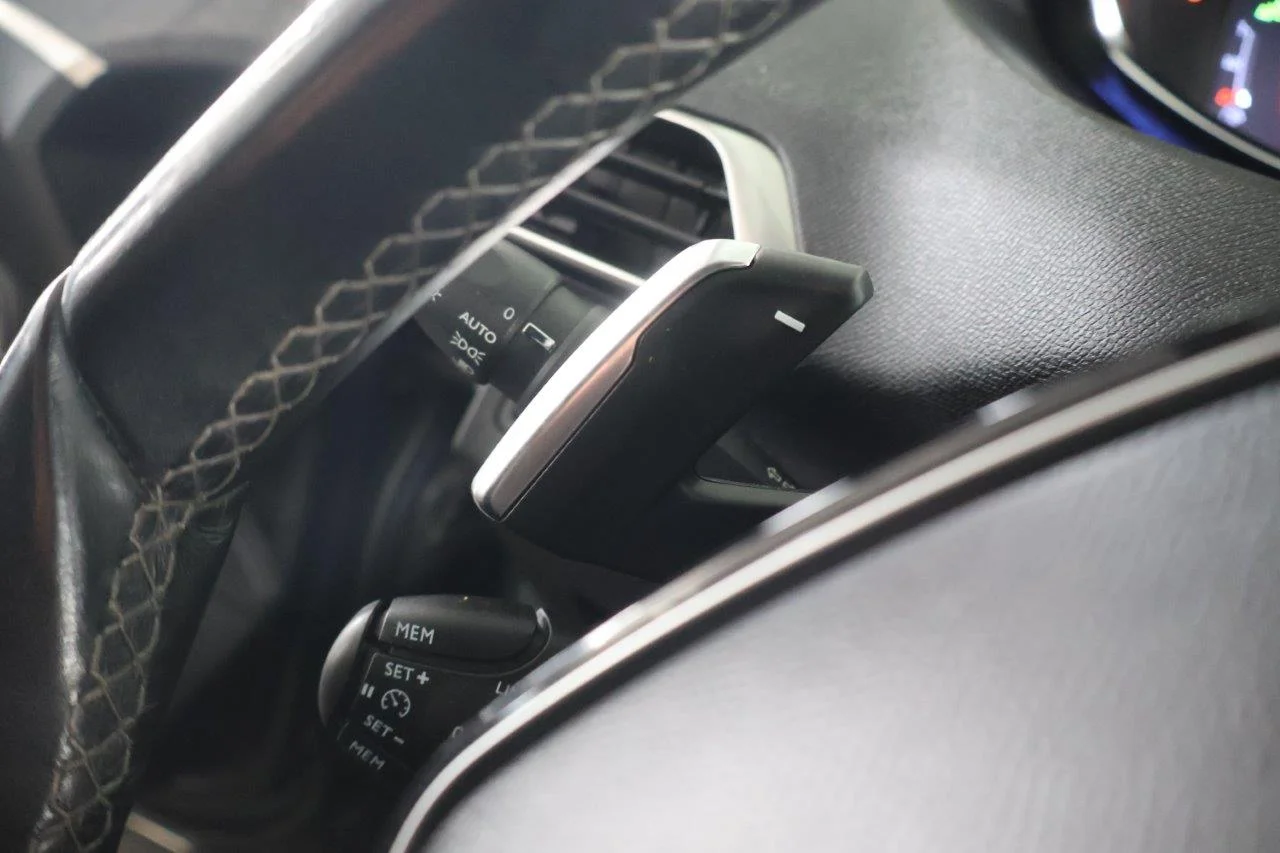 Peugeot 3008 - View model 28