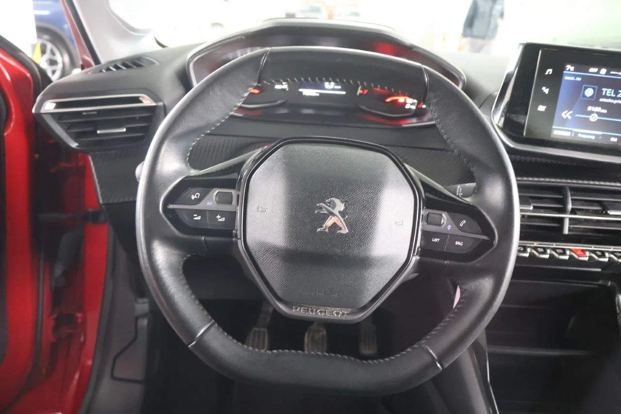 Peugeot 208 - View model 20