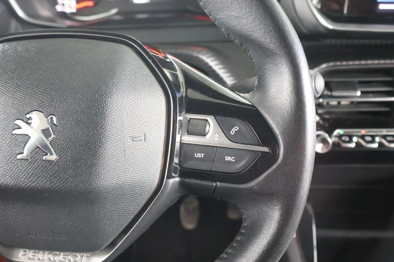 Peugeot 208 - View model 22