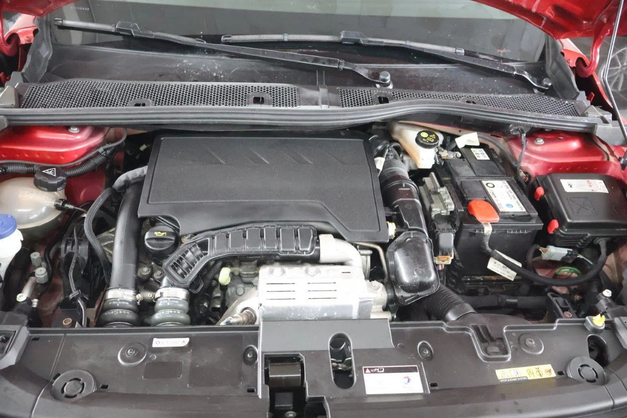 Peugeot 208 - View model 42