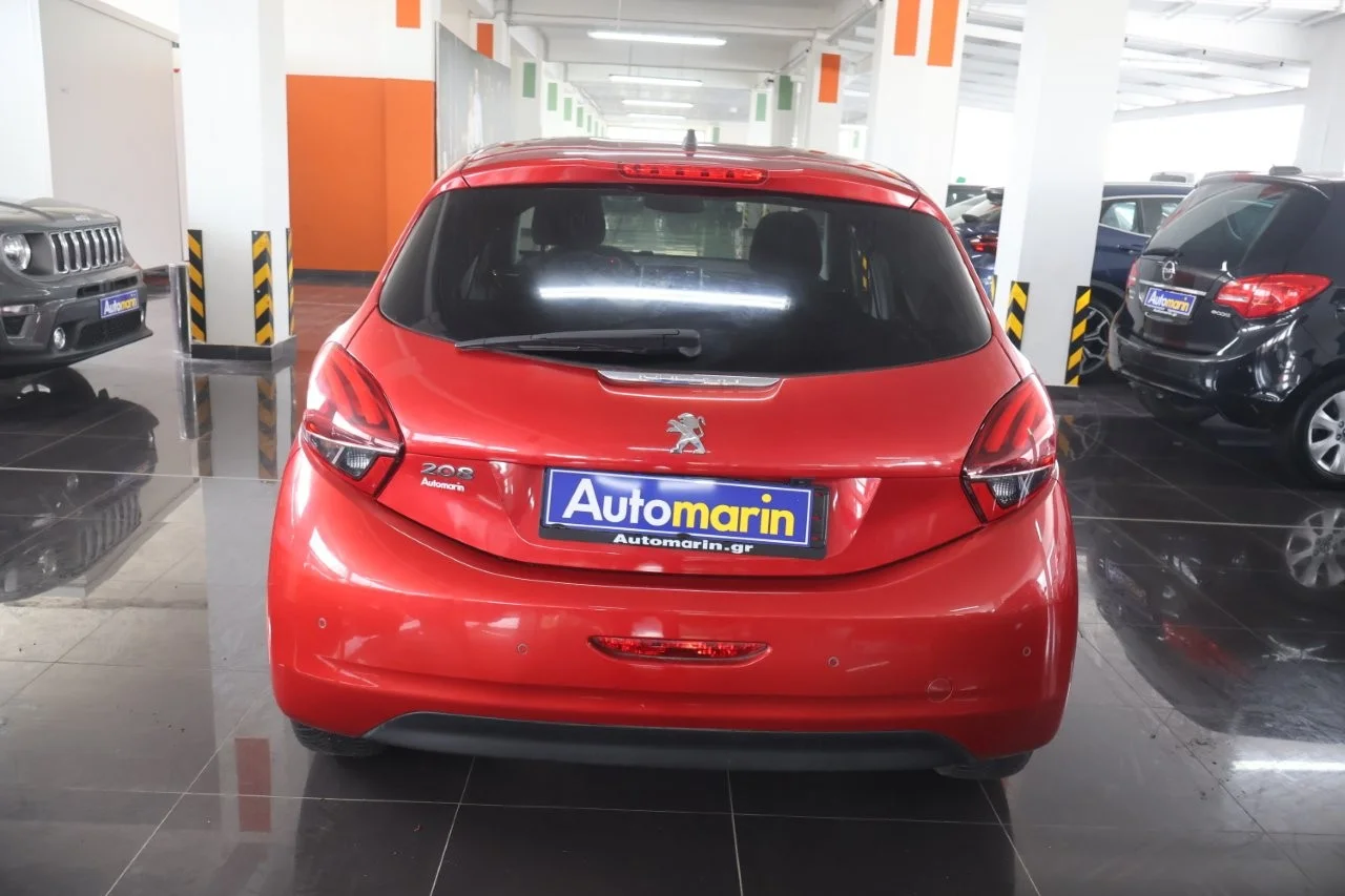 Peugeot 208 - View model 5