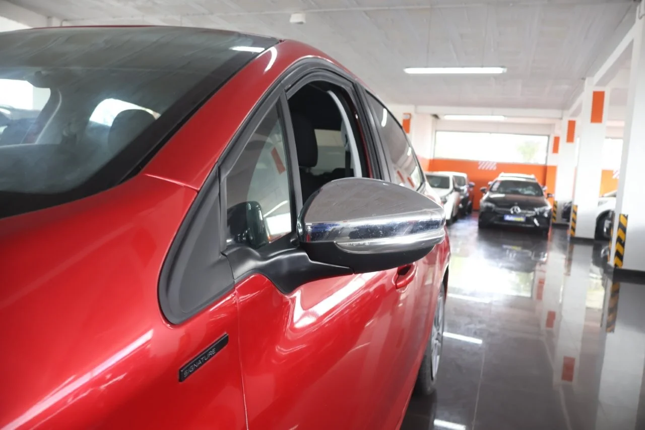 Peugeot 208 - View model 15