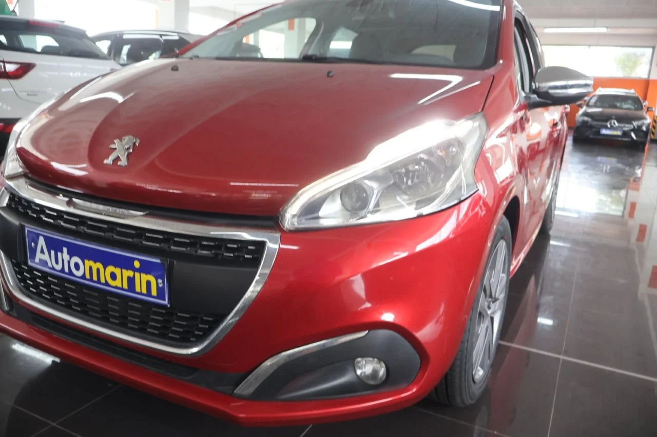 Peugeot 208 - View model 17