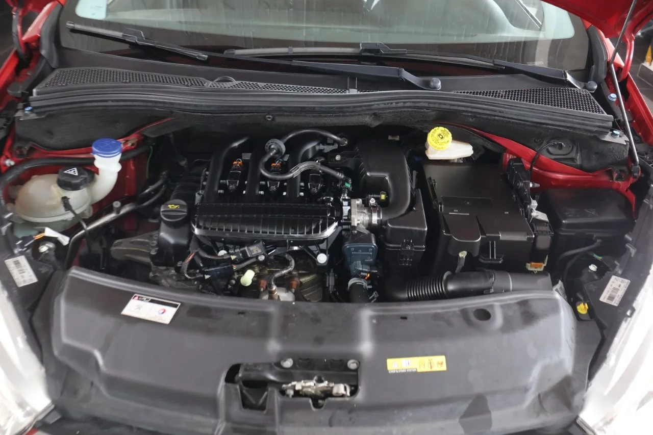 Peugeot 208 - View model 44