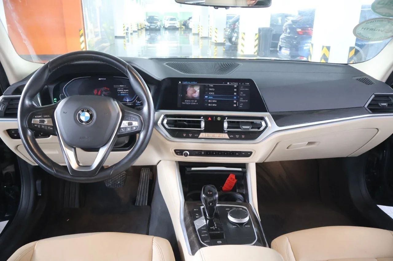 Bmw 330 - View model 20