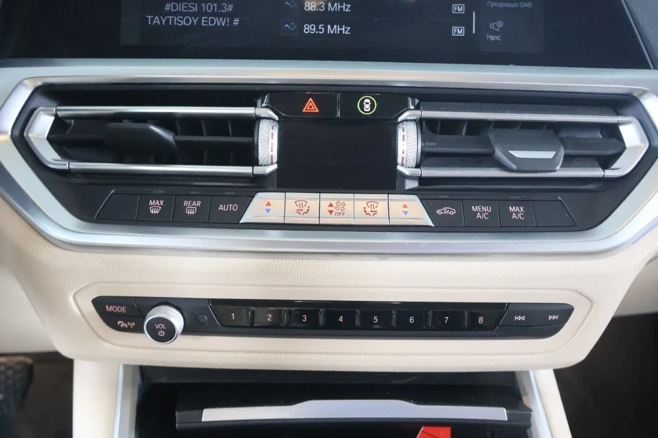 Bmw 330 - View model 25