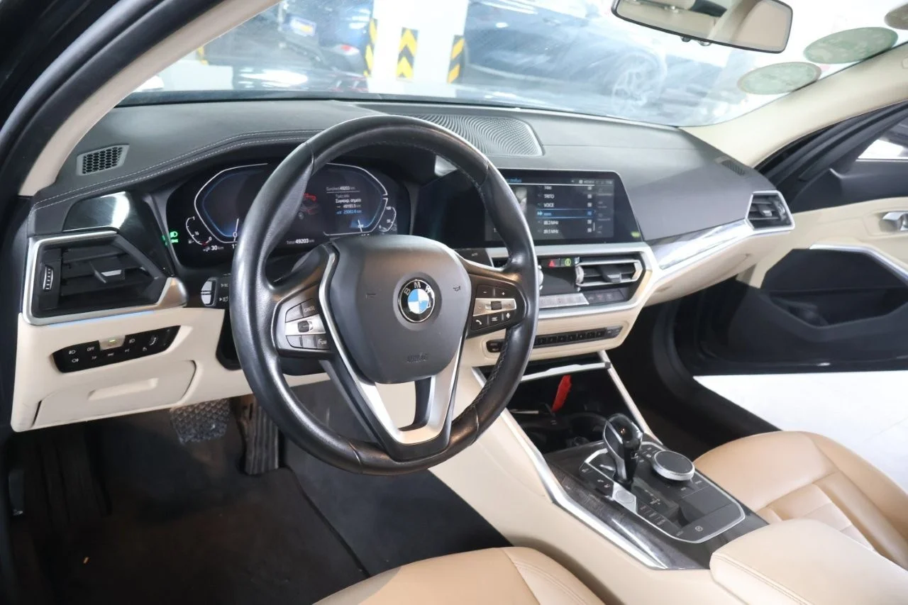 Bmw 330 - View model 28