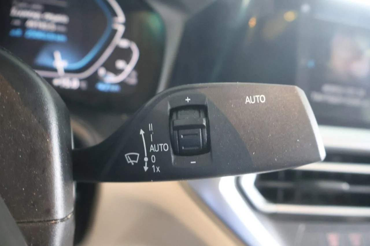 Bmw 330 - View model 30
