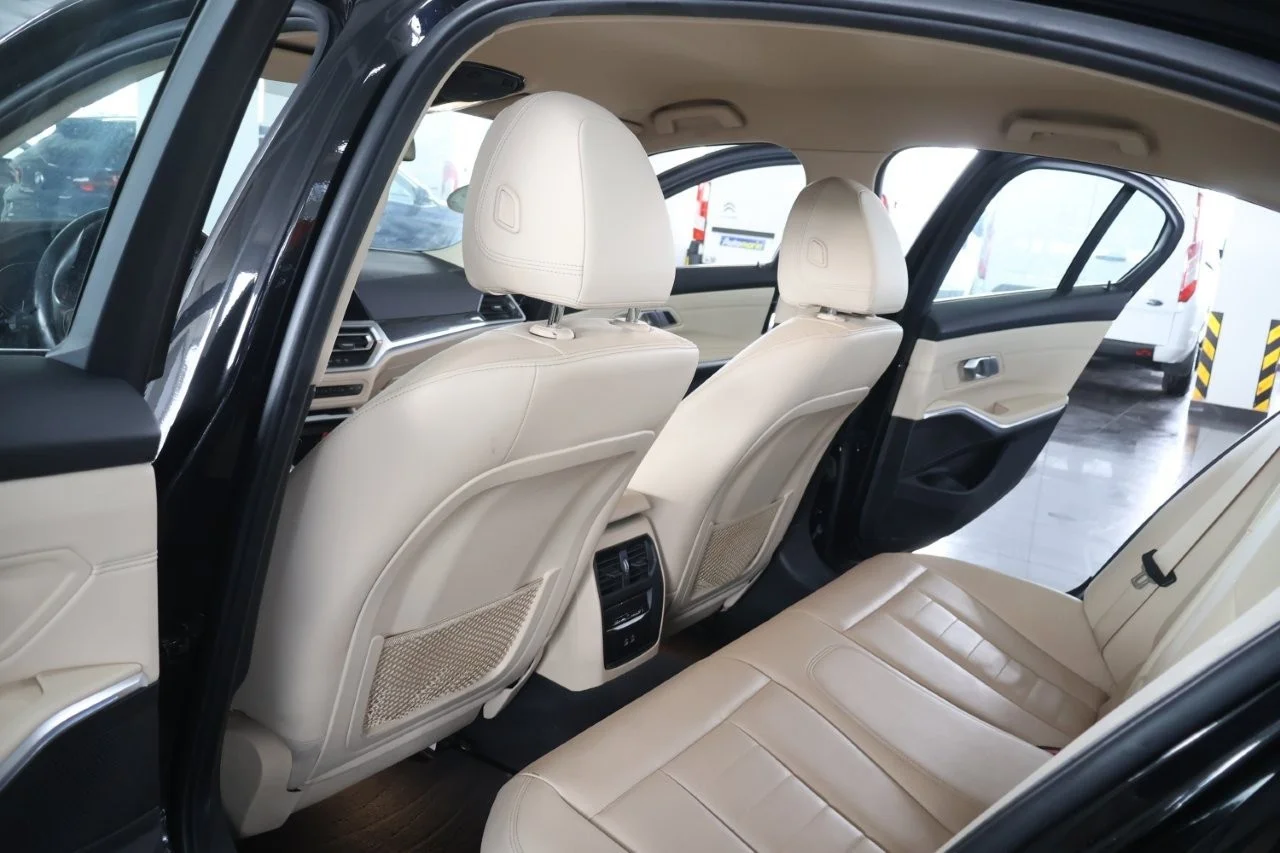 Bmw 330 - View model 36
