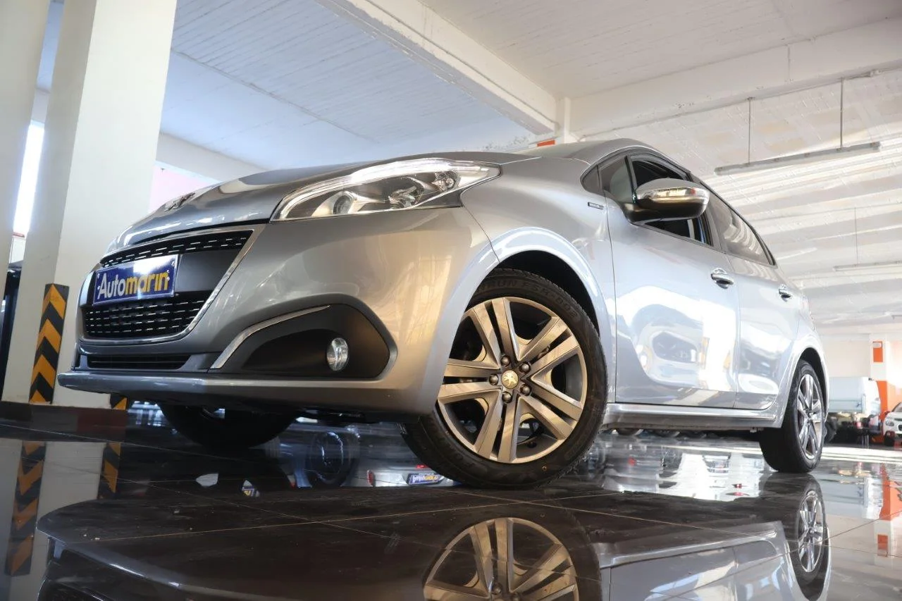 View 2 - Peugeot 208 - 2019