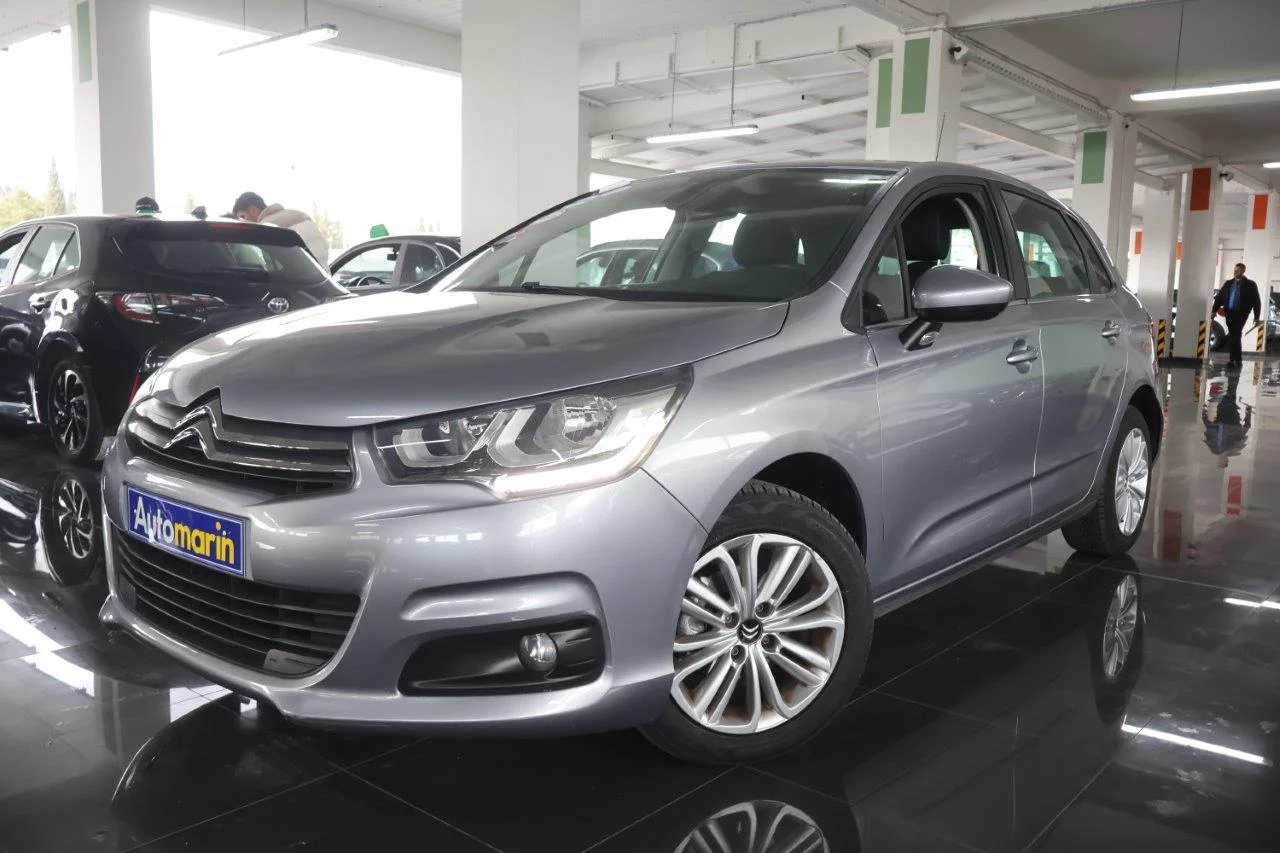 View 1 - Citroen C4 - 2017