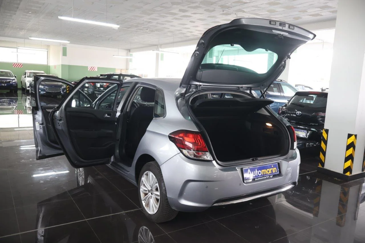 Citroen C4 - View model 9