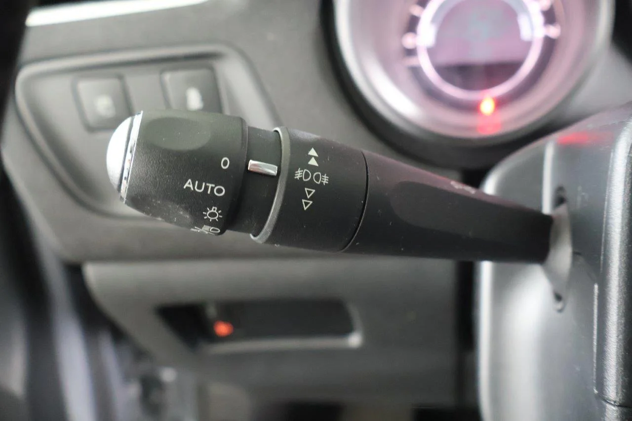 Citroen C4 - View model 27