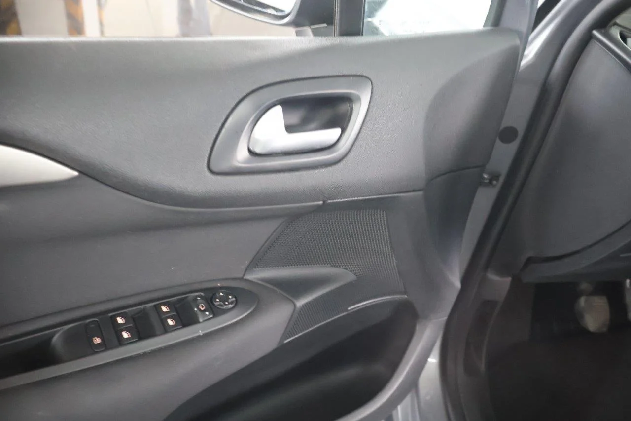 Citroen C4 - View model 30