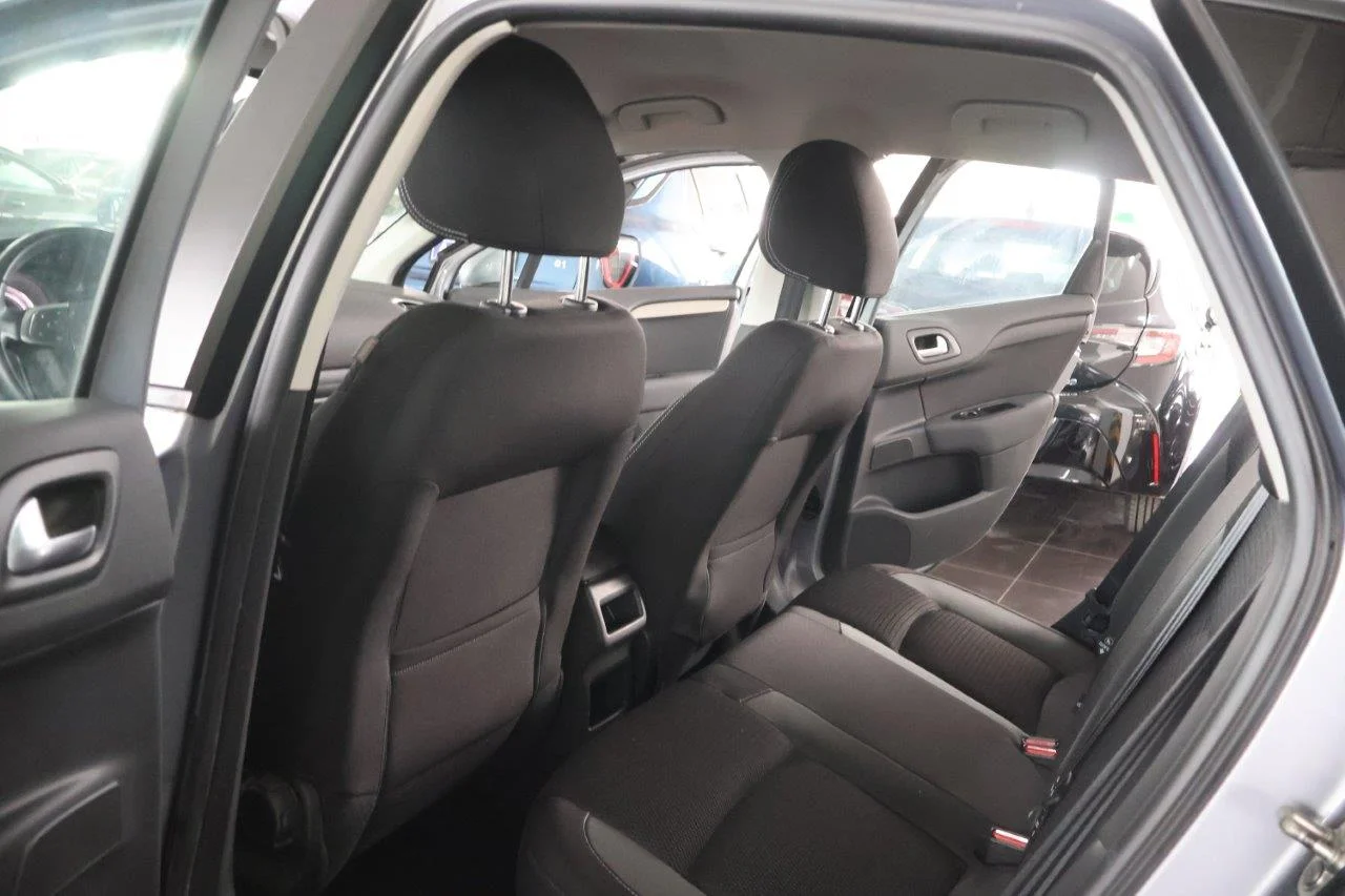 Citroen C4 - View model 32