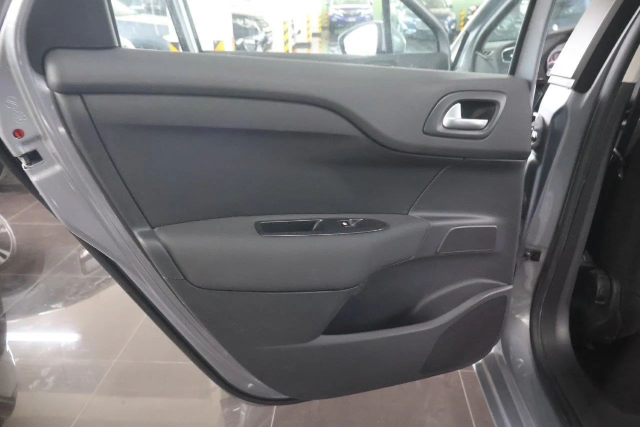 Citroen C4 - View model 33