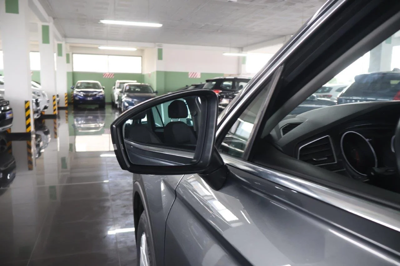 Volkswagen Tiguan - View model 15