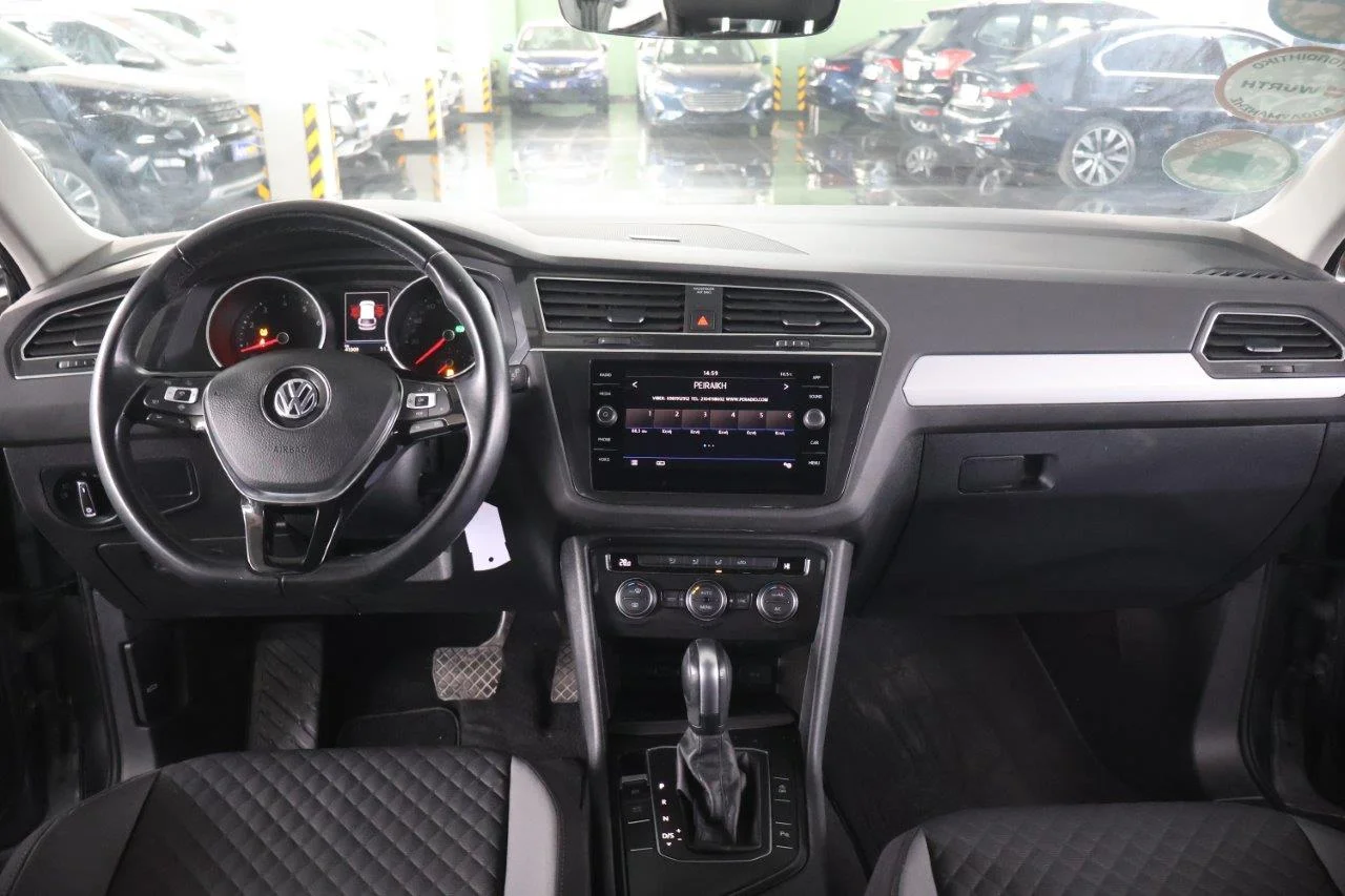 Volkswagen Tiguan - View model 22