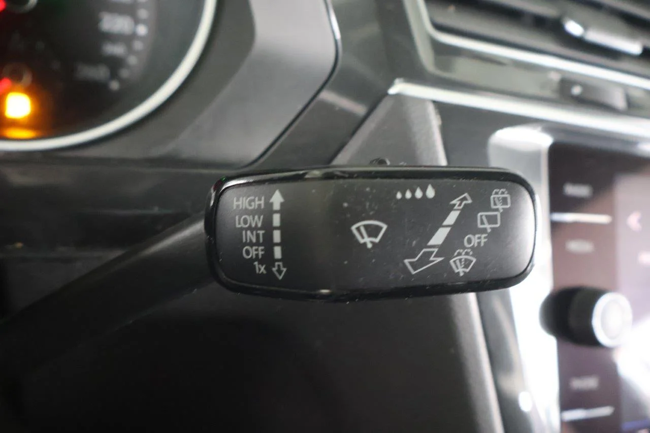 Volkswagen Tiguan - View model 33