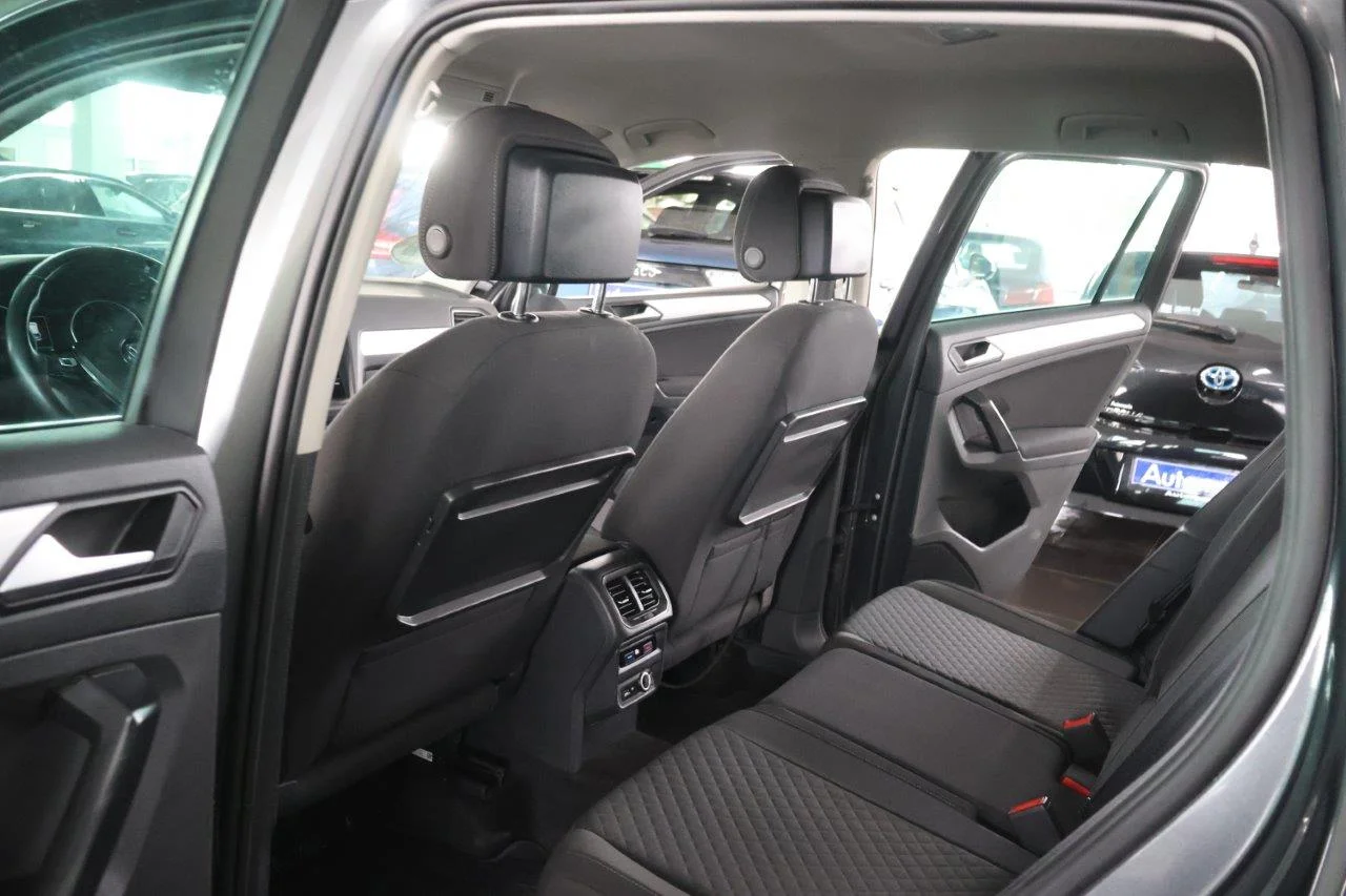 Volkswagen Tiguan - View model 37