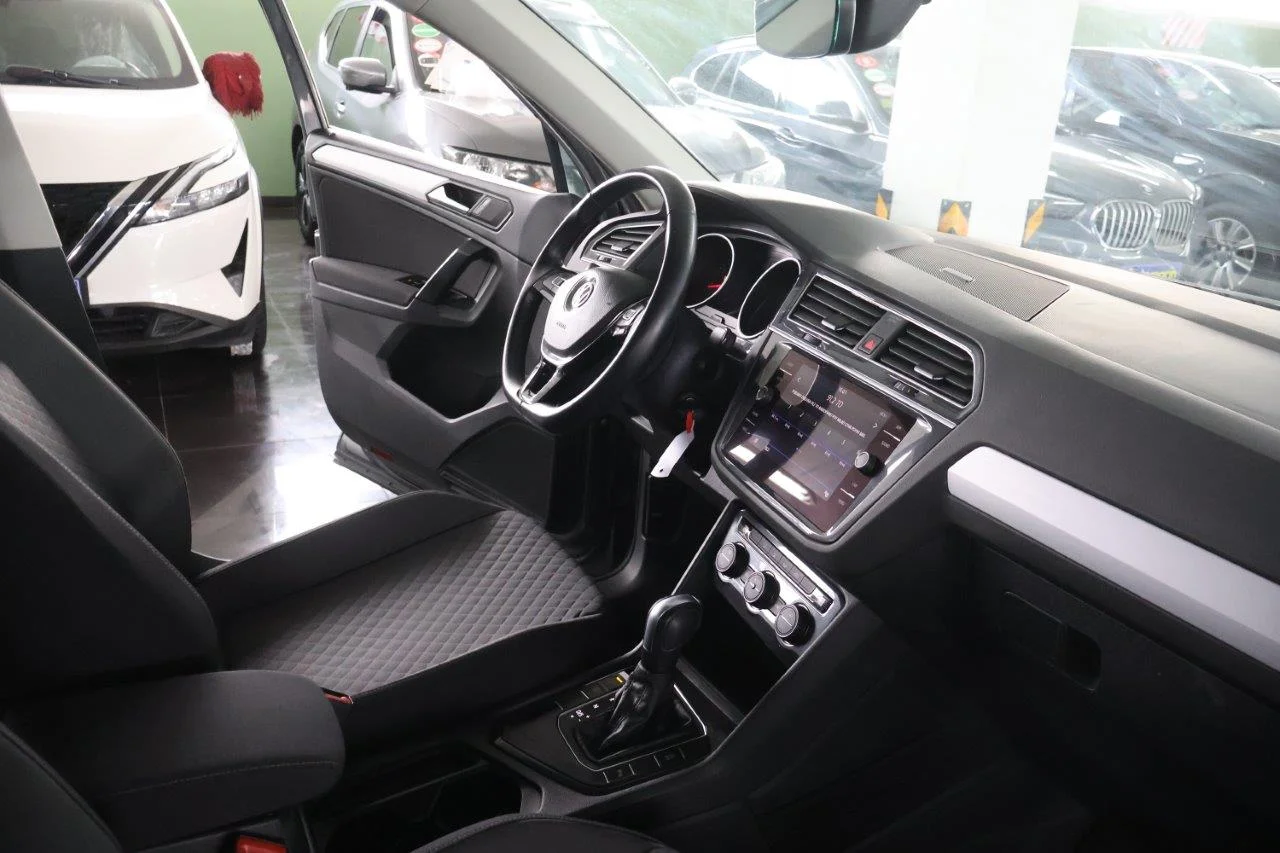 Volkswagen Tiguan - View model 43