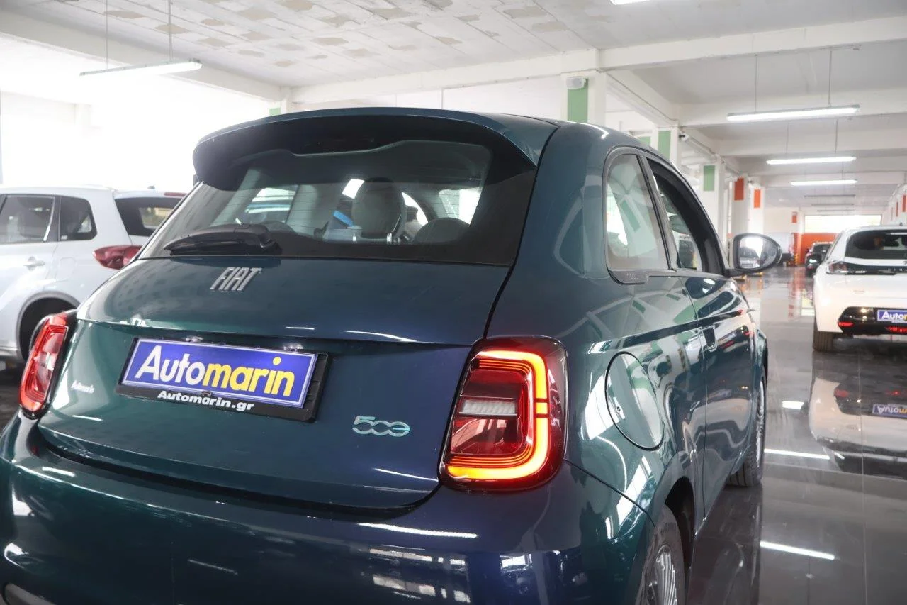 Fiat 500e - View model 10