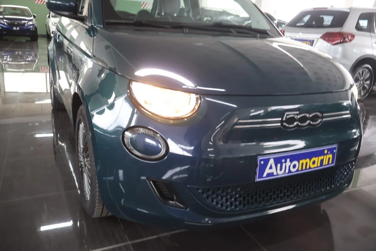 Fiat 500e - View model 15
