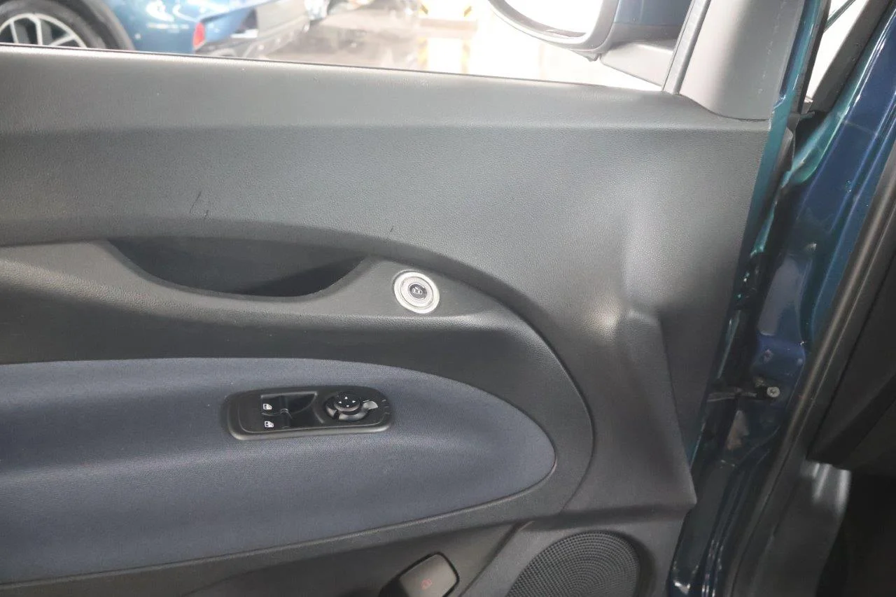 Fiat 500e - View model 30