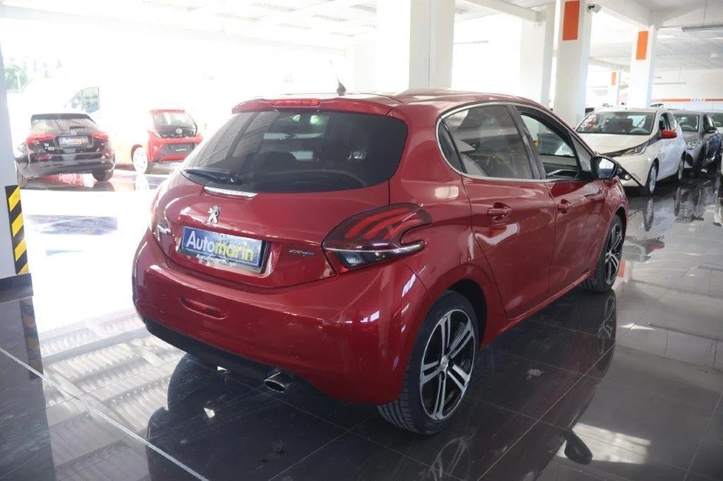View 4 - Peugeot 208 - 2016