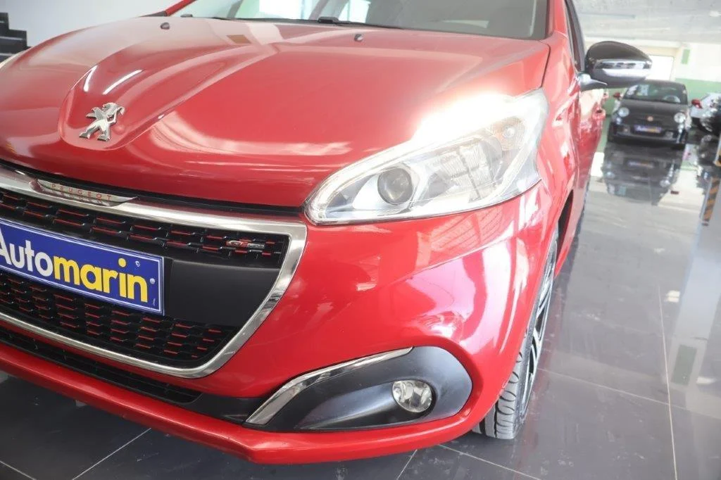 Peugeot 208 - View model 13