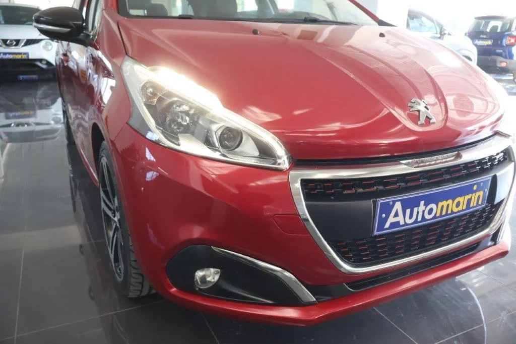 Peugeot 208 - View model 14