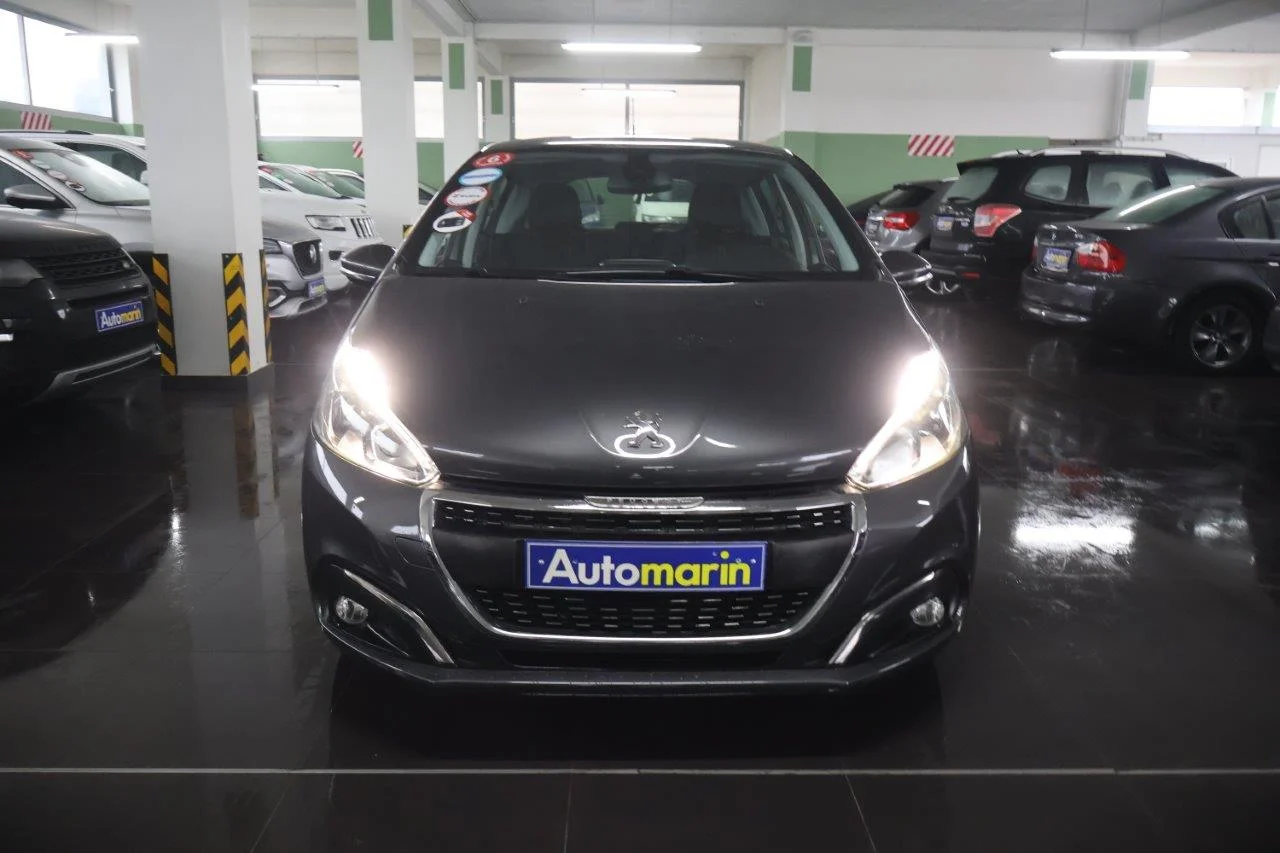 View 3 - Peugeot 208 - 2019
