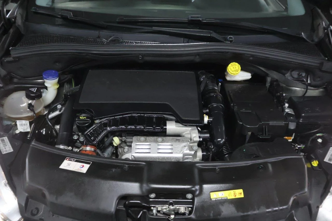 Peugeot 208 - View model 42