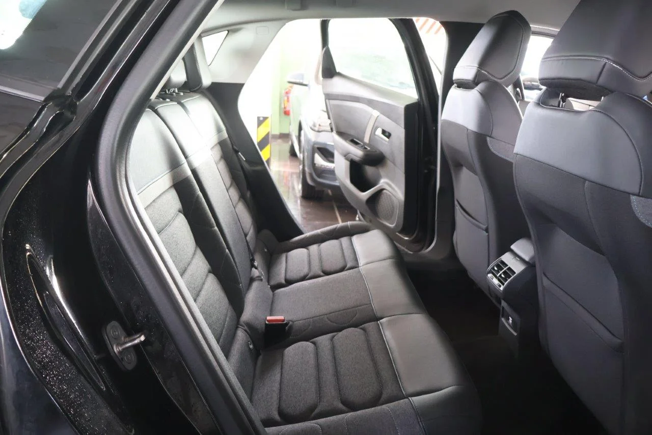 Citroen C4 X - View model 37