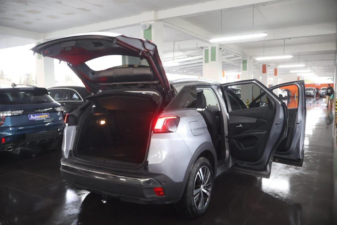 Peugeot 3008 - View model 7