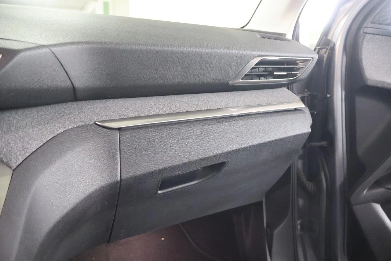 Peugeot 3008 - View model 25