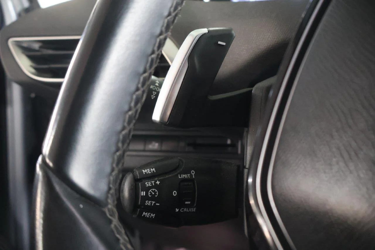 Peugeot 3008 - View model 27