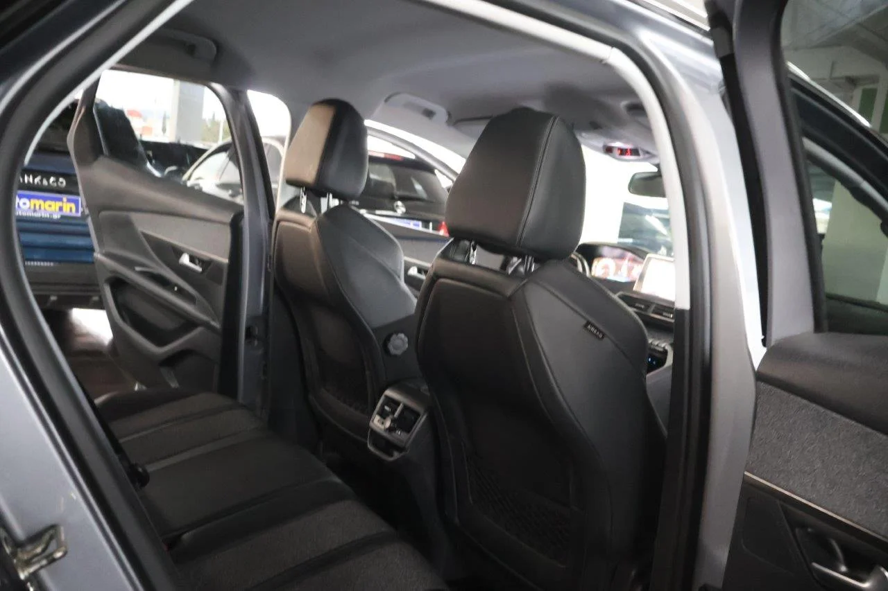 Peugeot 3008 - View model 37