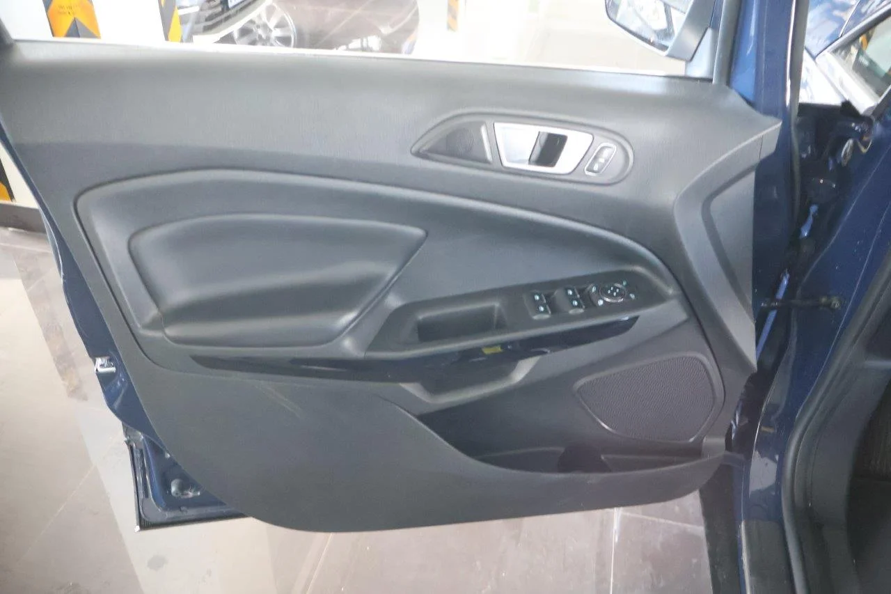 Ford EcoSport - View model 32