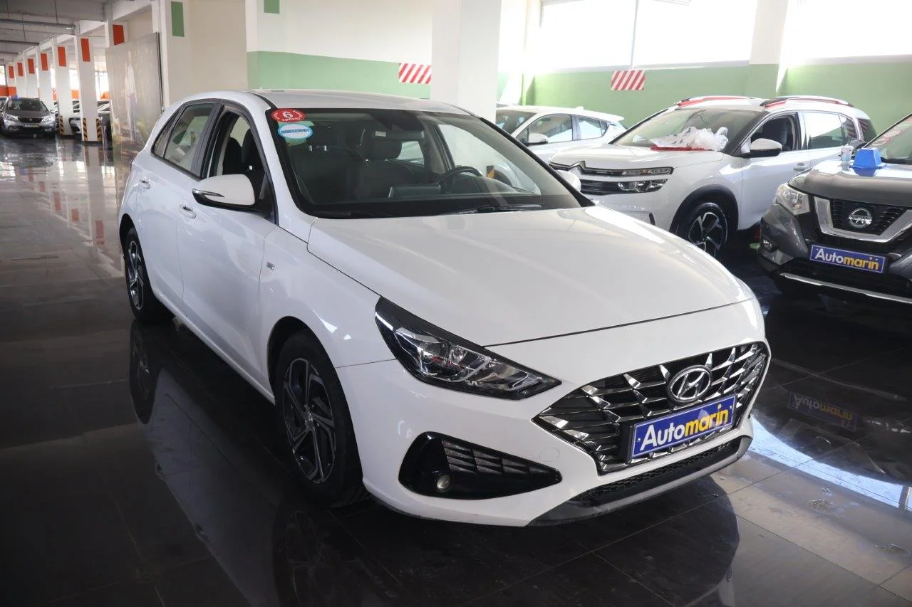 View 4 - Hyundai i 30 - 2022
