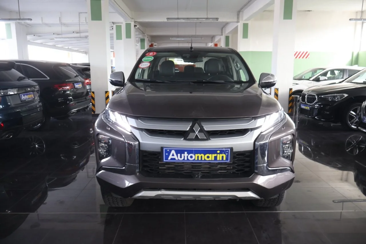 View 3 - Mitsubishi L200 - 2021